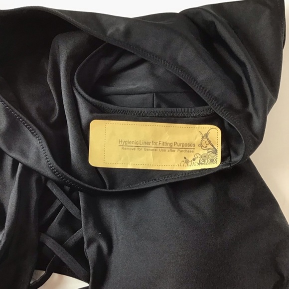 Sondiborn Black One Piece swimsuit Size XL - Picture 8 of 8